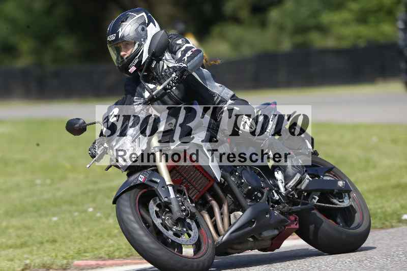 /Archiv-2025/42 07.08.2025 Peter Studer Girls Day ADR/Gruppe pink/52